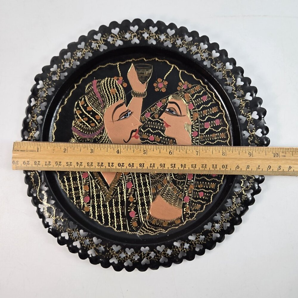 Vintage Egyptian Couple Decorative Tole Black Metal Plate Tray Pierced Hearts - Picture 5 of 5